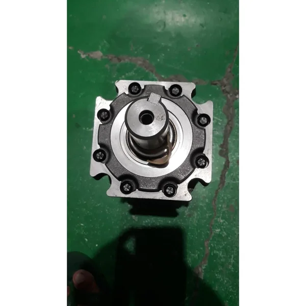 MOTOR ORBIT SERIES 4000 TYPE 109-1106-006 EATON AS SPIE