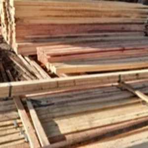 Balok Kayu Kaso 4/6 4 Meter / Merah Cream