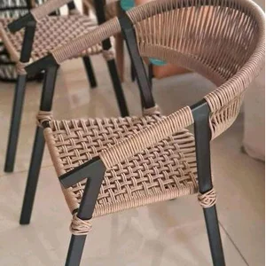 Kursi Restoran dan Hotel rotan sintetis