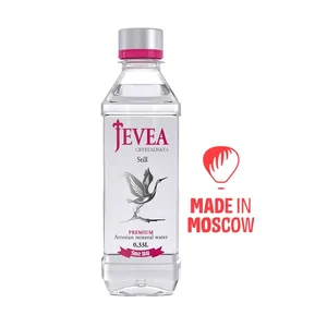 Zhiveya Kristalnaya air mineral berkarbonasi