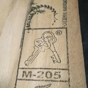 Triplek / Kayu Lapis Melamin Doff Putih Kunci 1200 x 2400 mm