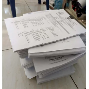 Foto Copy F4 Cetak Hitam Putih