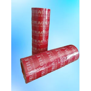 Lakban Packing Merah Fragile untuk Pengiriman Barang