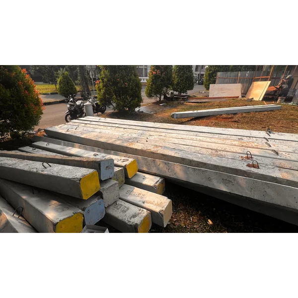 Pemancangan pakai HSPD 120 Ton ( Warna Kuning )