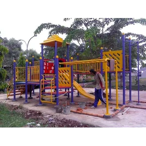 OUTDOOR PLAYGROUND 8X6 Cireundeu