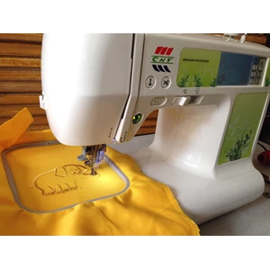 Automatic embroidery machine Portable CNY E 900
