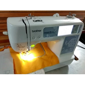 Embroidery machine Brother Innov-is NV95E 95E Portable Computer Automatically