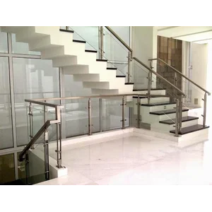 Teralis Railing Tangga Stainless