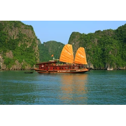 WH28 - Land Only 4D3N Hanoi Halong Stay On Cruise Only Rp. 3.220.000/Pax 