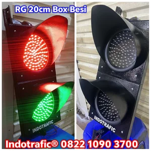 Lampu Traffic Light LED Red Green Diameter 20cm Box Besi