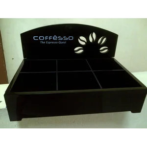 Display Alat Kecantikan