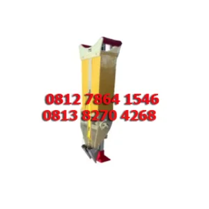  Alat Penanam Jagung Tugal