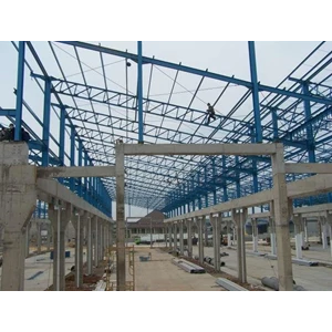 Rangka atap baja merupakan salah satu proyek baja yang paling sering kami kerjakan. By PT Galaxy Persada