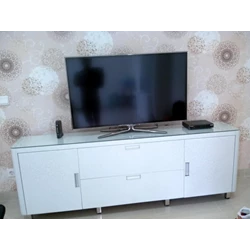Rak TV minimalis By Nota Furniture