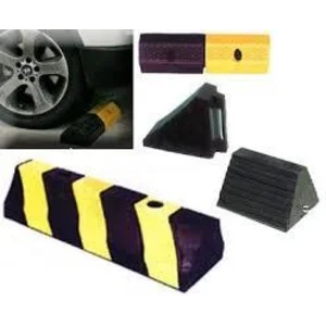 Rubber Wheel Stopper / Sandaran Ban Mobil