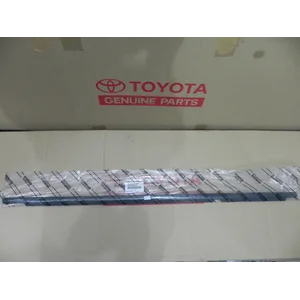 MOULDING ASSY RR RH 75730-0K012
