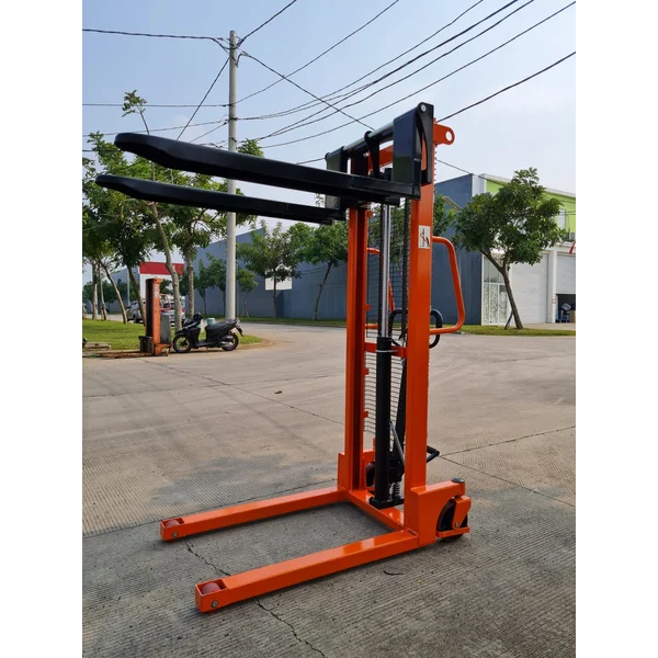 Hand Stacker Manual - Hand Lift CTY E 2.0T/1.6M