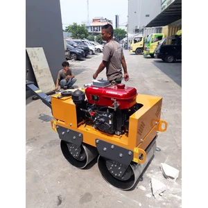 Rental / Sewa Baby Roller - Vibro Roller kapasitas 1 - 2 ton