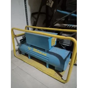 RENTAL ELECTRIC CONCRETE VIBRATOR MACHINE MIKASA / WACKER