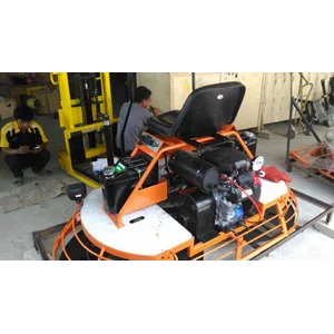 RIDE ON POWER TROWEL EVERYDAY RT 36 H ENGINE HONDA GX 690