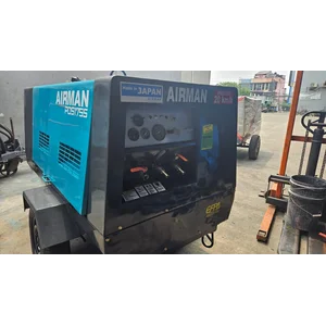 AIR COMPRESSOR AIRMAN PDS 175 CAPACITY 175 CFM RECONDITION