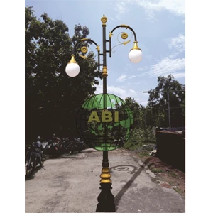 Antique Garden Light Pole PJU