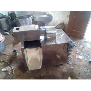 Mesin Pemeras Santan Kap 50 Kg