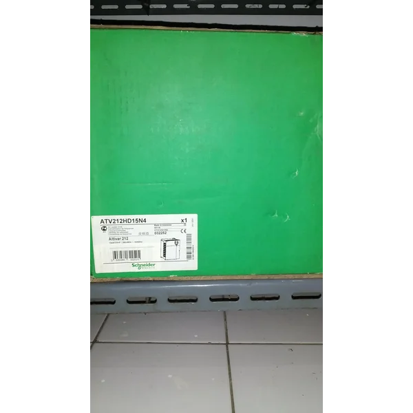 Schneider Electric Variable Speed Drive Atv212 - 15Kw - 20Hp - 480V - 3Ph - Emc - Ip21 Type Atv212hd15n4