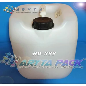 HD399. Hdpe plastic Jerry cans 20 litre type B natural