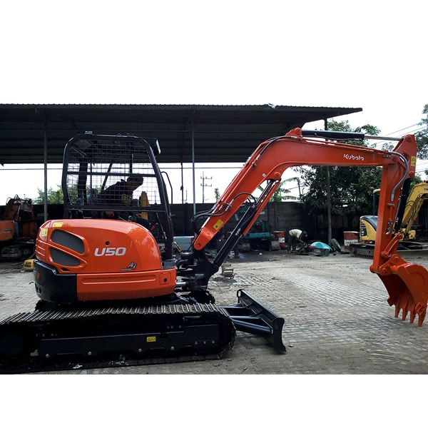 Kubota Mini Excavator U50 / PC50  By PT. Yanee Sukses Bersama