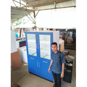  Lemari Laboratorium Penyimpanan Bahan Kimia di Jakarta Barat