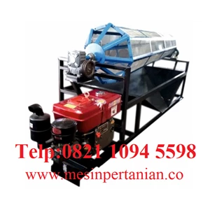 Diesel Coconut Coir Sifter Machine 26 HP Capacity 203.96 Kg/Hour