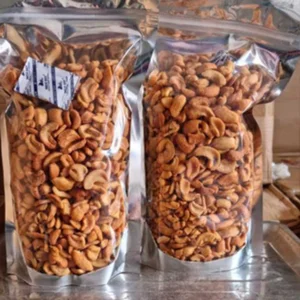 Kacang Mete  Goreng Original SUPER Rasa asin gurih.  500gr x 12 bag