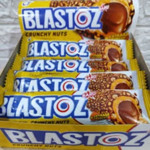  BLASTOZ CRUNCHY NUT BOX 24 GR per karton isi 6 box 8 991102 220729