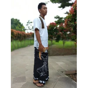 Sarung lukis asli merk al fathar 
