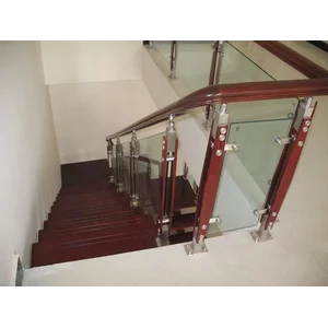 Railing Tangga Pegangan Kayu + Kaca Tempred