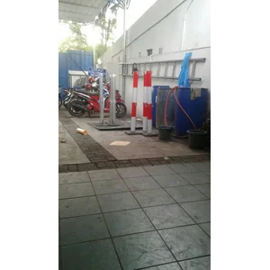 Pembatas Area Parkir