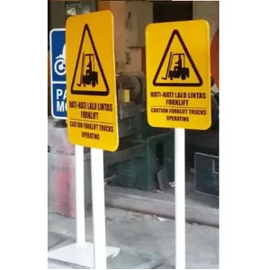 Road Sign Kendaraan Berat