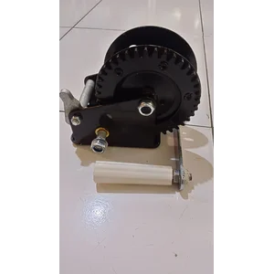 Hand winch 1.200 LBS - Kerekan Terpal