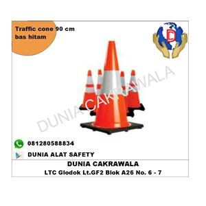 Traffic cone Pvc kerucut jalan 90 cm base hitam  berkualitas HUB atau WA 