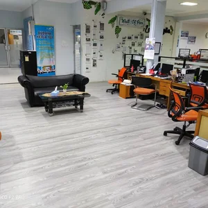 Lantai Vinyl Spc 4 mm