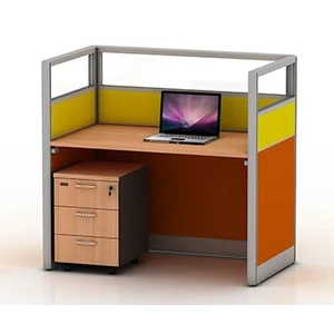 Partisi Kantor Half Glass 1 Orang Uk. P. 120 xL. 60 x T. 120 cm 