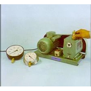Manometer & Vacuum Pump
