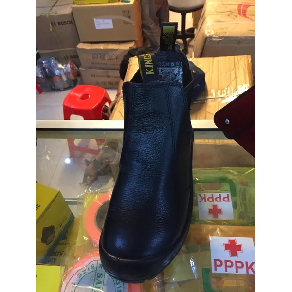Sepatu Safety 706 King