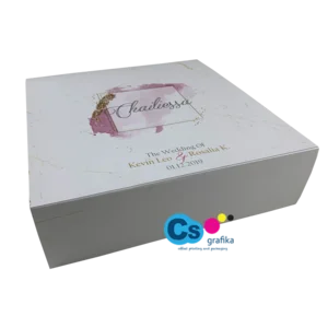 Kotak Kado Custom 26x 26 x 8 cm