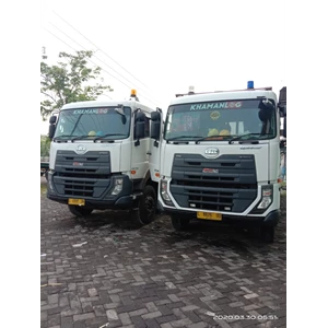 Jasa Trailer Muatan Berat di Surabaya By PT. Khatulistiwa Mandiri Logistik