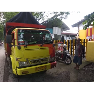 Sewa Truck Colt DIesel CDD wilayah Surabaya By PT. Khatulistiwa Mandiri Logistik