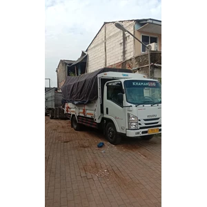 Sewa Angkutan Truk CDD Murah di Surabaya