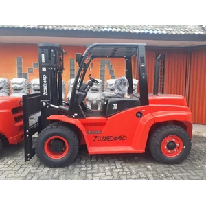 FORKLIFT DIESEL 7 TON (BARU)