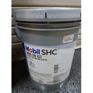 Mobil SHC 632 Synthetic Bearing and Gear Oil 